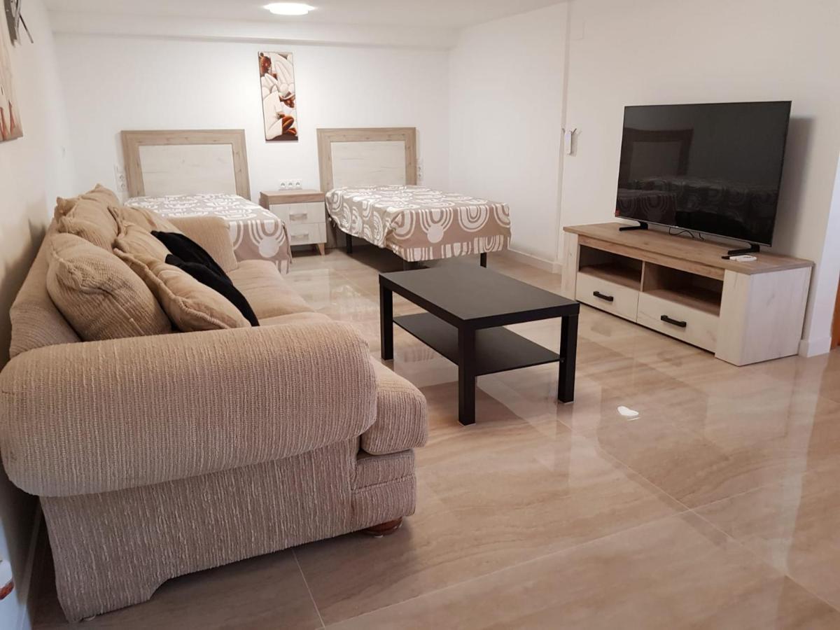 Deluxe Studio Athos 50 Mp Garden Patio Benalmadena Golf & Beach מראה חיצוני תמונה