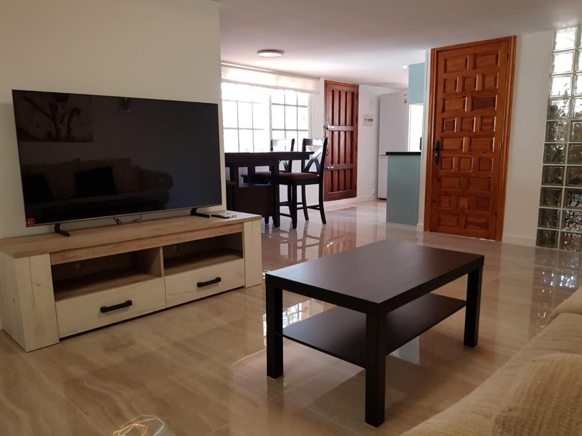 Deluxe Studio Athos 50 Mp Garden Patio Benalmadena Golf & Beach מראה חיצוני תמונה