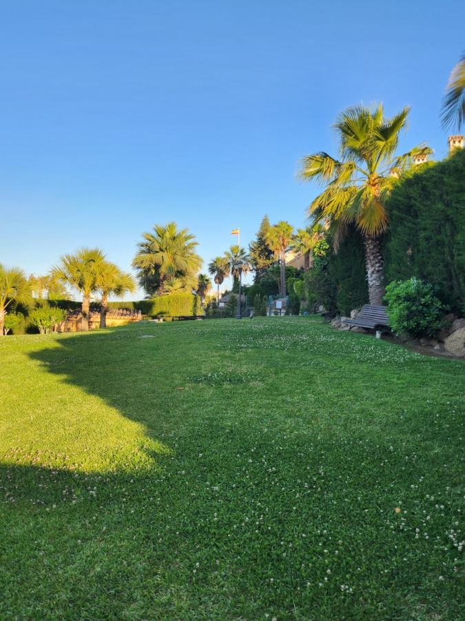 Deluxe Studio Athos 50 Mp Garden Patio Benalmadena Golf & Beach מראה חיצוני תמונה